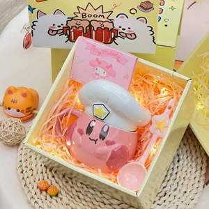 Розовая мультяшная керамическая кружка Kirby Cantimplora Kawaii Hat 3D Керамическая кофейная кружка для рождественского праздничного подарка - Product Image 4