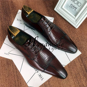 Zapatos de vestir a la moda, zapatos de cuero con punta en pico estilo inglés, zapatos formales con cordones para hombre, elegantes zapatos de peluquero - Product Image 2