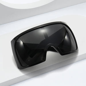 نظارات شمسية سوداء كبيرة الحجم نظارات شمسية للسيدات للرجال من ماركة فاخرة Y2K نظارات شمسية رياضية كلاسيكية قطعة من الظل الخارجي - Product Image 2