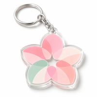 Porte-clés en acrylique transparent personnalisé OEM, design fleur à cinq pétales, anneau métallique, fournisseur en gros de marchandises florales personnalisées