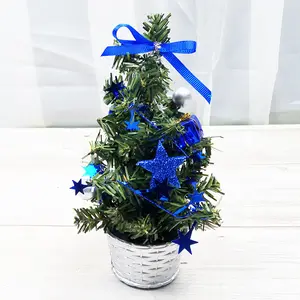 20/30/40cm Mini albero di natale da tavolo albero di simulazione artificiale in PVC per forniture per decorazioni natalizie per Hotel di casa