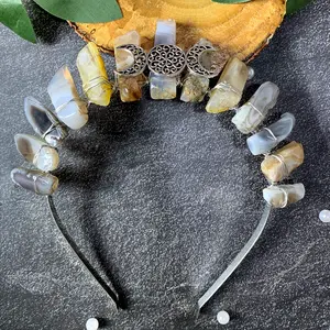 Venta al por mayor para las mujeres nupcial boda diadema hecha a mano Natural plana piedra de cristal con Luna diadema joyería