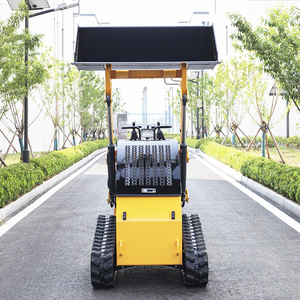 Chargeuse compacte sur chenilles, à essence, jaune, avec pièces structurelles renforcées pour la construction et l'aménagement paysager - Product Image 2