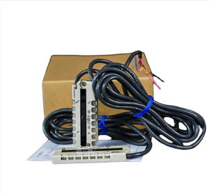 Sensor Fotoeléctrico Industrial MT-F3W-E, DC12-24V, LED Infrarrojo 860nm, IP62, Salida NPN/PNP, Rango de Detección 30-300mm, 40mA - Product Image 1