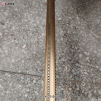 Balustre d'escalier en laiton de luxe moderne haut de gamme, garde-corps d'escalier intérieur en laiton