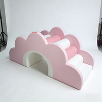 Structure de jeu commerciale en mousse arc-en-ciel, tunnel d'escalade souple pour enfants, équipement de jeu intérieur/extérieur pour garderies, écoles et locations de fêtes