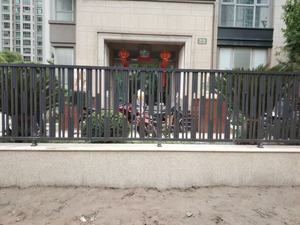 Plaque <span class=keywords><strong>de</strong></span> <span class=keywords><strong>sécurité</strong></span> <span class=keywords><strong>pour</strong></span> <span class=keywords><strong>balcon</strong></span> en aluminium peint à la poudre noire <span class=keywords><strong>Grille</strong></span> <span class=keywords><strong>de</strong></span> clôture <span class=keywords><strong>pour</strong></span> portail <span class=keywords><strong>de</strong></span> jardin Plaque <span class=keywords><strong>de</strong></span> clôture extérieure - Product Image 5