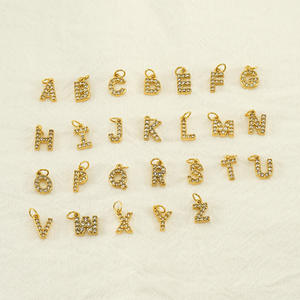 Ciondolo con Lettera Iniziale in Acciaio Inossidabile con Strass, Placcato <span class=keywords><strong>Oro</strong></span> 18K, Charm Trendy Fai-da-Te, Regalo - Product Image 1