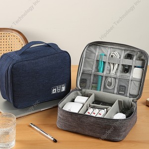 กระเป๋าใส่อุปกรณ์ดิจิทัลและกล้องแบบยืน - Product Image 1