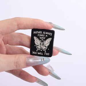 Sia che tu ti faccia per te citazioni ispiratrici spille smaltate se ami qualcosa che lo abbia liberato spille distintivo con risvolto gioielli regali - Product Image 4