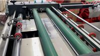 Machine de laminage semi-automatique à film aqueux, laminateur de boîtes en carton pour l'impression et l'emballage en usine