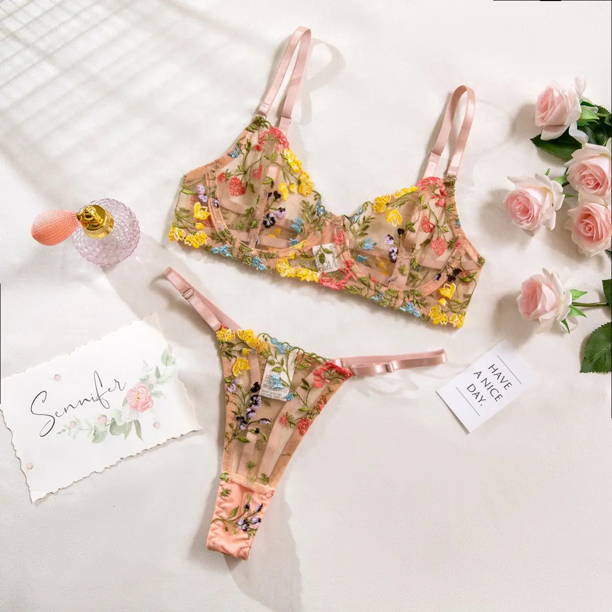 2023 Factory Wholesale Women Underwire Bra Thong Sexy Embroidered Lingerie Set Underwear
