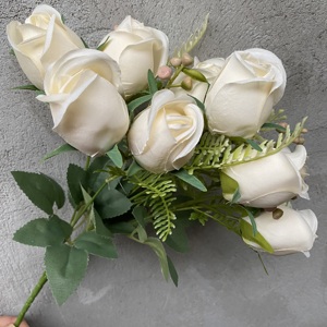 Vente en gros directe auprès d'un fabricant chinois Fleurs artificielles de <span class=keywords><strong>rose</strong></span> en mousse à 5 branches de haute qualité - Product Image 4