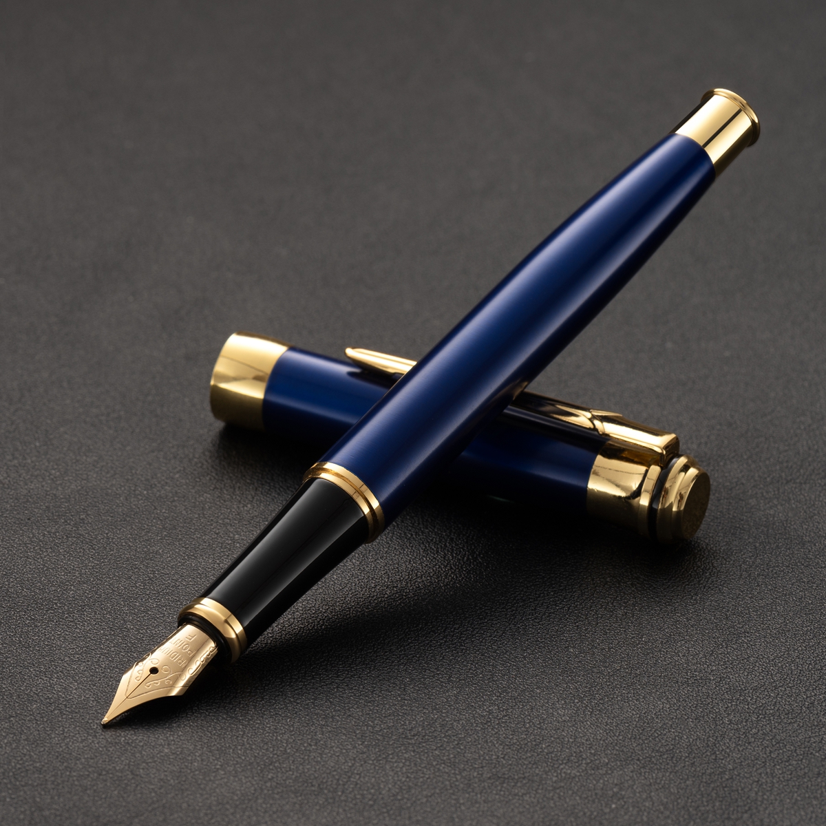 Clip azul y oro mate