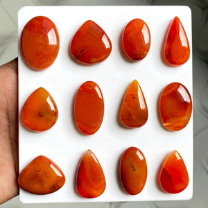 Venta al por Mayor de Piedras Preciosas Sueltas de Cornalina Roja Natural, Lote de Piedras de Cornalina Pulidas de Formas Mixtas para la Fabricación de Joyas - Product Image 1
