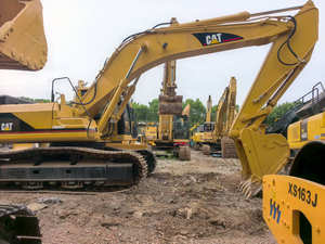 รถขุดตีนตะขาบ330B 330BL 330b ไฮดรอลิกใช้ในสต็อกจากเซี่ยงไฮ้330 325 - Product Image 2