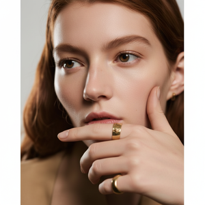 แหวนเปิดทรงโดมทันสมัย สายนาฬิกาไทเทเนียมแบบ Eternity ประดับเพชรทรง Princess Cut ปรับขนาดได้ฟรีไซส์ สำหรับเด็ก ลายเรขาคณิต - Product Image 1