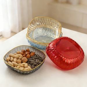 Plateau carré en PET couleur unie 24 cm grande capacité, esthétique raffinée, pour bonbons et snacks, plat profond transparent de luxe léger - Product Image 1