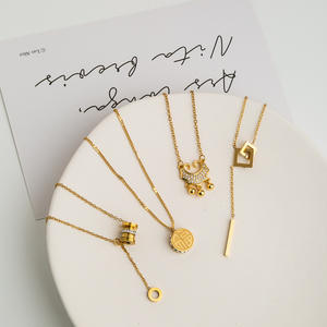 Collar de cadena de acero y titanio de alta calidad <span class=keywords><strong>para</strong></span> mujer, cadena de clavícula, color dorado y lujoso - Product Image 3