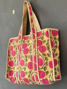 Bolso de Mano Acolchado de Algodón con Estampado de Bloques, Hecho a Mano, Estilo Sostenible, Acolchado Suave, Amplio, para Viajes, Compras, Bolso de Hombro - Product Image 6