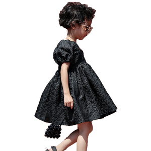 OEM ODM Vente à chaud Vente en gros Robes décontractées été noires à manches courtes pour maman et moi Tenues assorties pour la famille pour la fête d'anniversaire - Product Image 5