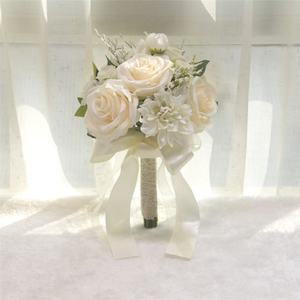 Bouquets <span class=keywords><strong>de</strong></span> mariage classiques romantiques modernes élégants beiges <span class=keywords><strong>Fleurs</strong></span> <span class=keywords><strong>de</strong></span> rose artificielles <span class=keywords><strong>de</strong></span> haute qualité pour mariée - Product Image 6