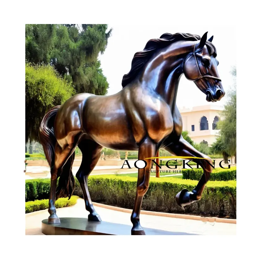 Patung kuda perunggu artistik kuno luar ruangan seni logam antik patung kuda berjalan kuningan