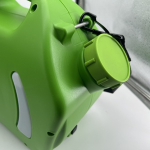 Pulvérisateur électrique ULV portatif de 2,5 L avec batterie remplaçable pour la désinfection, la lutte antiparasitaire et la pulvérisation en extérieur - Product Image 5