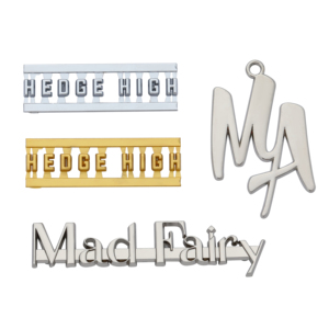 Kleding Accessoires Gepersonaliseerde Merk Graveren Naaien Metalen Logo Label Tag Gepersonaliseerde Pin Metalen Logo <span class=keywords><strong>Badge</strong></span> - Product Image 6