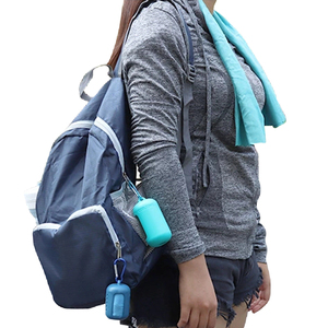 ผ้าเช็ดตัวไมโครไฟเบอร์แบบเย็นสำหรับเล่นกีฬา พิมพ์โลโก้ได้ ซึมซับน้ำได้ดี พร้อมซิลิโคนเคส สำหรับออกกำลังกายและเล่นกีฬา - Product Image 3