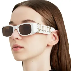 Vente en gros de lunettes de soleil rectangulaires punk de luxe à la mode avec logo en métal personnalisé lunettes de soleil carrées à petite monture