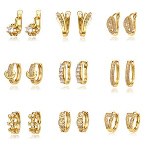Aretes de Aro, Joyería al por Mayor, Variedad de Diseños, Huggies Dorados, Circonita Cúbica de Colores, Pequeños Aros Chapados en Oro de 18K - Product Image 3