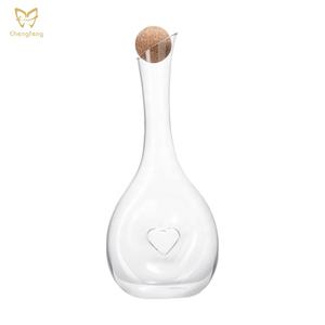 <span class=keywords><strong>Carafe</strong></span> à <span class=keywords><strong>vin</strong></span> rouge sans plomb soufflée à la main avec trou en forme de cœur, <span class=keywords><strong>carafe</strong></span> et aérateur inclus - Product Image 1