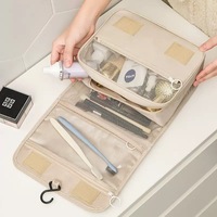 Pochette de voyage réutilisable et écologique bleue et rouge avec fermeture éclair, indispensable pour les cosmétiques et le maquillage, avec impression de lettres