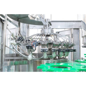Línea de Producción Automática 3 en <span class=keywords><strong>1</strong></span> de Alta Precisión para Llenado y Empaquetado de Bebidas Líquidas, Jugos Calientes y Agua Embotellada - Product Image 2