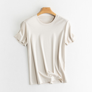 <span class=keywords><strong>T</strong></span>-<span class=keywords><strong>shirt</strong></span> Premium da Donna con Scollo a <span class=keywords><strong>V</strong></span>, Manica Corta, 58% Cotone, 32% Fibra Recuperata, 10% Seta di Gelso - Magliette Basiche all'Ingrosso - Product Image 1