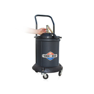 Shanghai Keqiu GZ-30B Manual Grease Gun Steel 30L Auto Repair Industry Use - Product Image 3