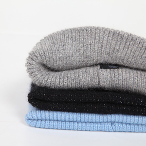 Nouveau design 2026 – Bonnet tricoté pour femme avec oreilles de chat et strass, couleur unie, 100 % acrylique, bonnet d'hiver chaud - Product Image 3