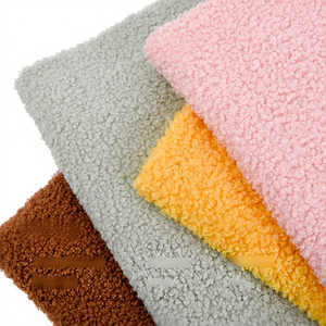 בד טדי פליז סרוג 100% פוליאסטר עמיד בפני שחיקה, בד טרי קטן עם דוגמא גיאומטרית אבסטרקטית לכריות - Product Image 1