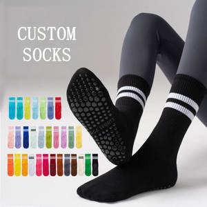 جوارب يوجا بتصميم مخصص ، نعل ميدسولي سيليكون مضاد للانزلاق ، رياضية نسائية ، جوارب أرضيات بيلاتس للرقص واللياقة البدنية - Product Image 1