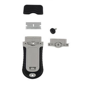 Rasoir compact avec capuchon de protection et lames remplaçables pour enlever les autocollants, les étiquettes, les résidus adhésifs, surface légère - Product Image 5