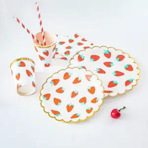 Disposable Strawberry Theme Paper Plates Napkins Cups set Custom Eco-Friendly lovely Tableware for Party Supplier