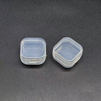 Boîte carrée transparente en PP au design moderne pour bouchons d'oreilles, boucles d'oreilles, clous d'oreilles, mini boîte à bijoux carrée