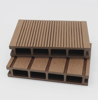 Revêtement de terrasse composite moderne antidérapant de haute qualité, installation par emboîtement, matériau WPC, imperméable, résistant à l'usure, pour terrasse extérieure