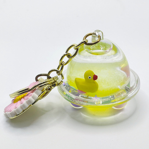 Biểu tượng tùy chỉnh chuyển động chất lỏng <span class=keywords><strong>keychain</strong></span> sáng tạo nhựa lỏng Shaker <span class=keywords><strong>Keychain</strong></span> <span class=keywords><strong>UFO</strong></span> hình dạng lỏng dầu móc khóa - Product Image 1