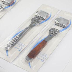 Mango <span class=keywords><strong>de</strong></span> madera <span class=keywords><strong>de</strong></span> acero inoxidable para el cuidado <span class=keywords><strong>de</strong></span> los pies, Kit <span class=keywords><strong>de</strong></span> afeitadora <span class=keywords><strong>de</strong></span> callos para pedicura - Product Image 5