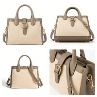 Luxuriöse Maßanfertigung Wasserdichte Vintage Minimalistische Handtasche mit Abnehmbarem Riemen Reißverschluss Pompon-Dekoration