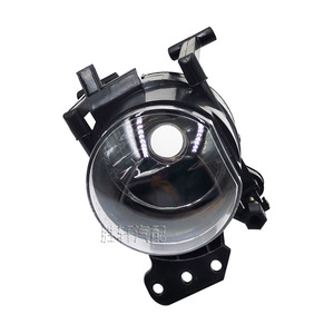 ไฟตัดหมอก Shengxuan สำหรับรถ BMW ซีรีส์ 3 5 6 X3 แบบฮาโลเจน ไฟหน้าด้านซ้ายคนขับ ด้านขวาคนโดยสาร - Product Image 1