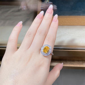 Bague de luxe pour femme en argent S925 plaqué rhodium avec zirconium et sertissage à griffes, idéale pour les mariages et les occasions festives - Product Image 4