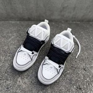 Chaussures de marche respirantes blanches personnalisées pour hommes 2026, en cuir véritable, antidérapantes, résistantes à l'usure, à lacets, avec empeigne en maille - Product Image 2